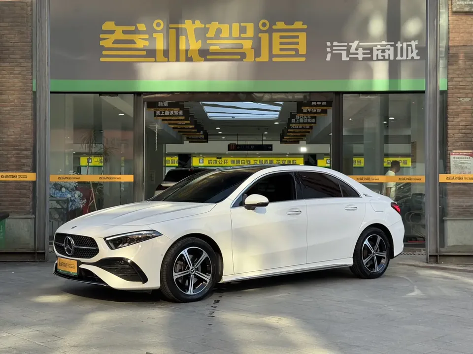 Mercedes-Benz Mercedes Benz A Class 2023
