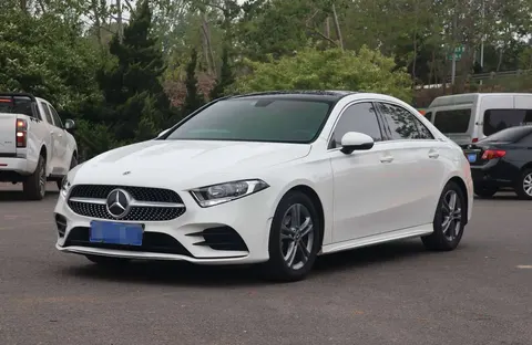 Mercedes-Benz Mercedes Benz A Class 2022 купить в Москве