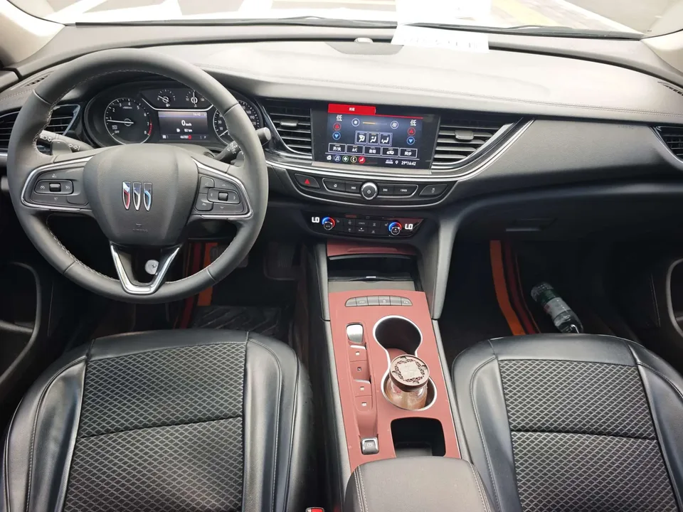 Buick Majesty Regal 2024 25T Super Edition 2024 — миниатюра 5