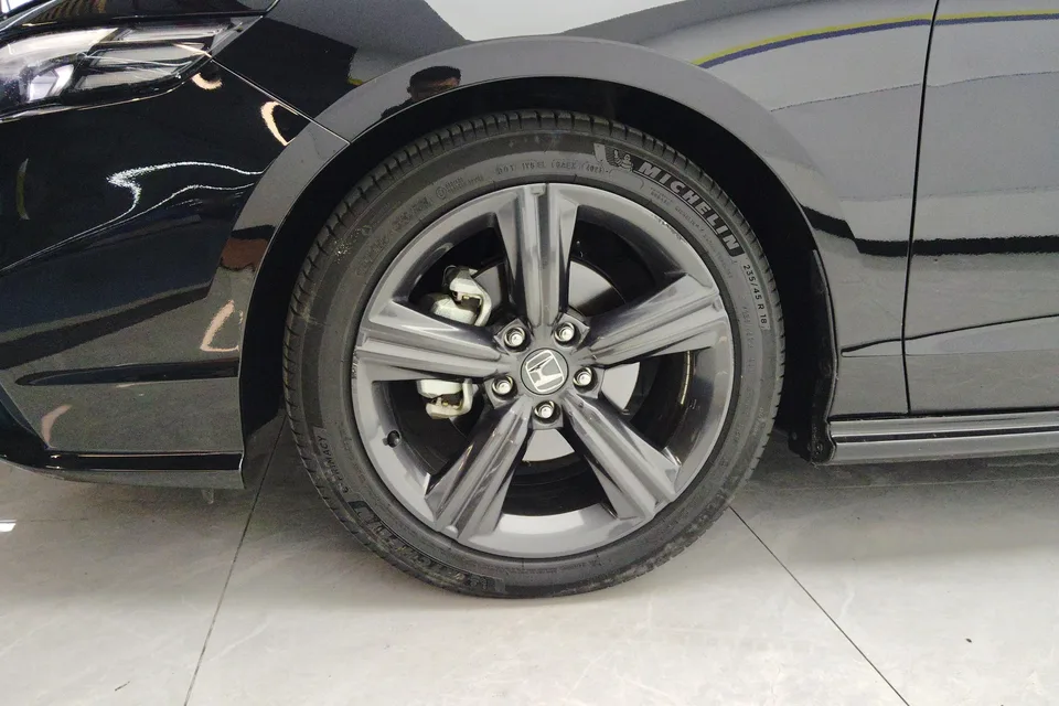 Honda Inspire 260TURBO Exquisite Edition 2023 — миниатюра 3