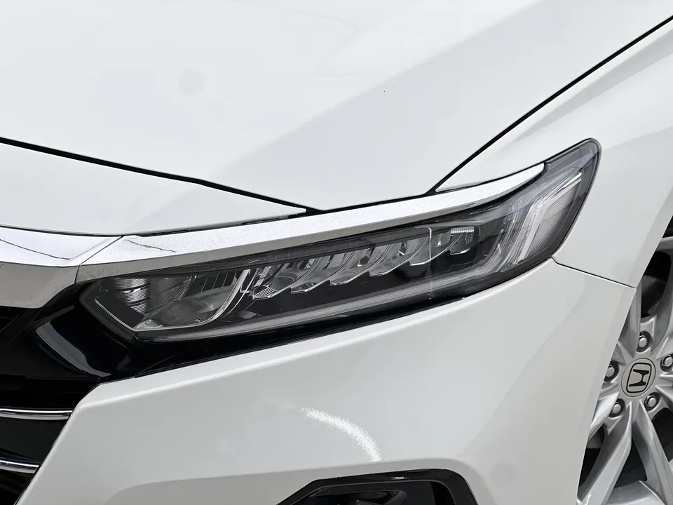 Honda Accord Accord 2022 260TURBO Deluxe Edition 2022 — миниатюра 2