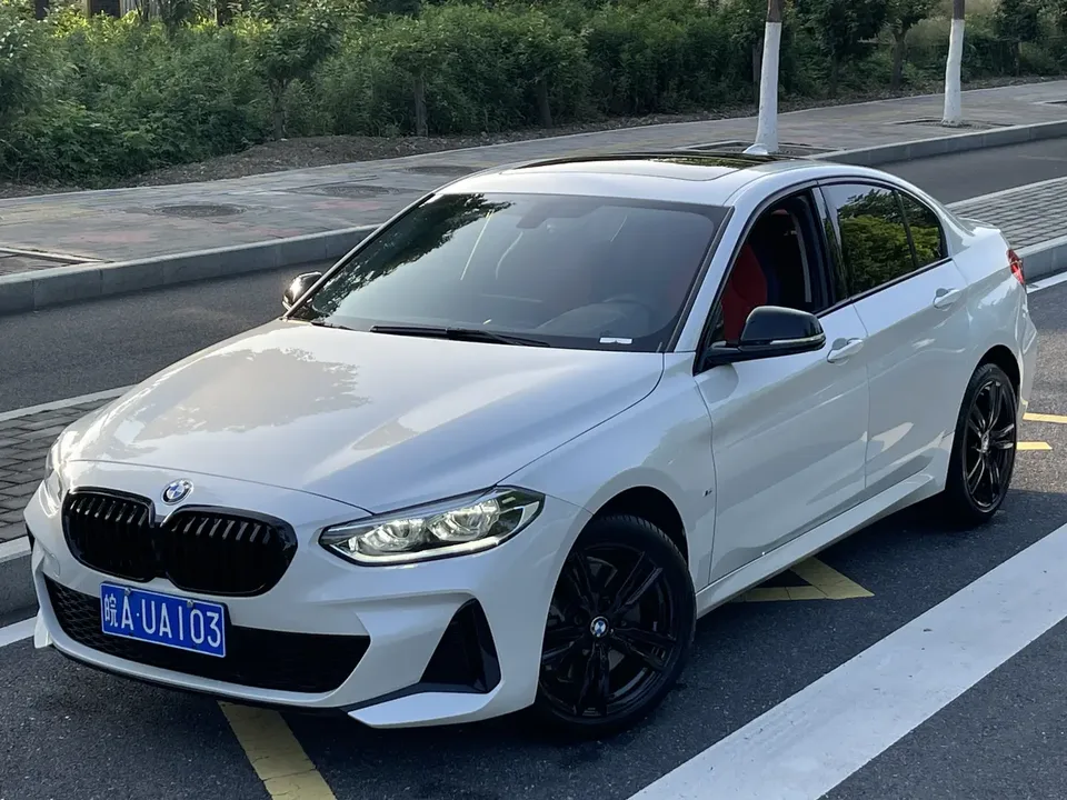 BMW 1 Series 2022