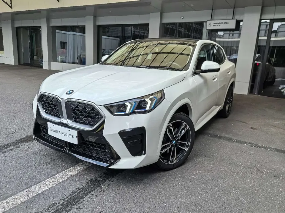 BMW X2 2025