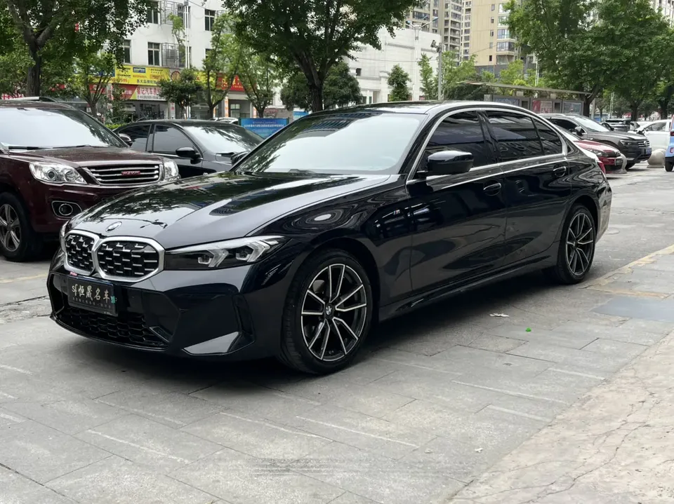 BMW 3 Series 2023