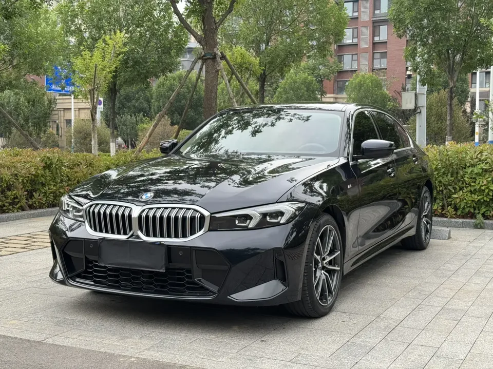 BMW 3 Series 2023