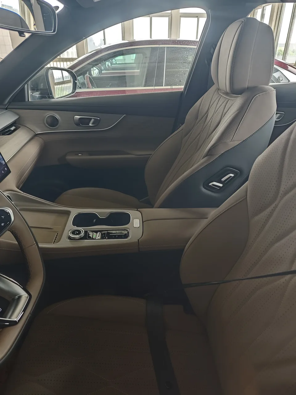 Chery Fengyun T8 1.5T 130km Premium Edition 2025 — миниатюра 5