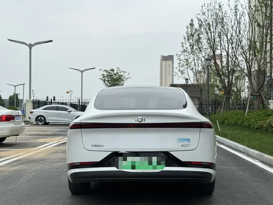 Changan Qiyuan A07 200 Air extended range version 2024 — миниатюра 2