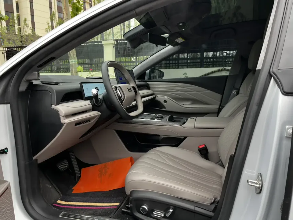 Geely Galaxy Star 8 PHEV 130km EM-P Starship Edition 2025 — миниатюра 5