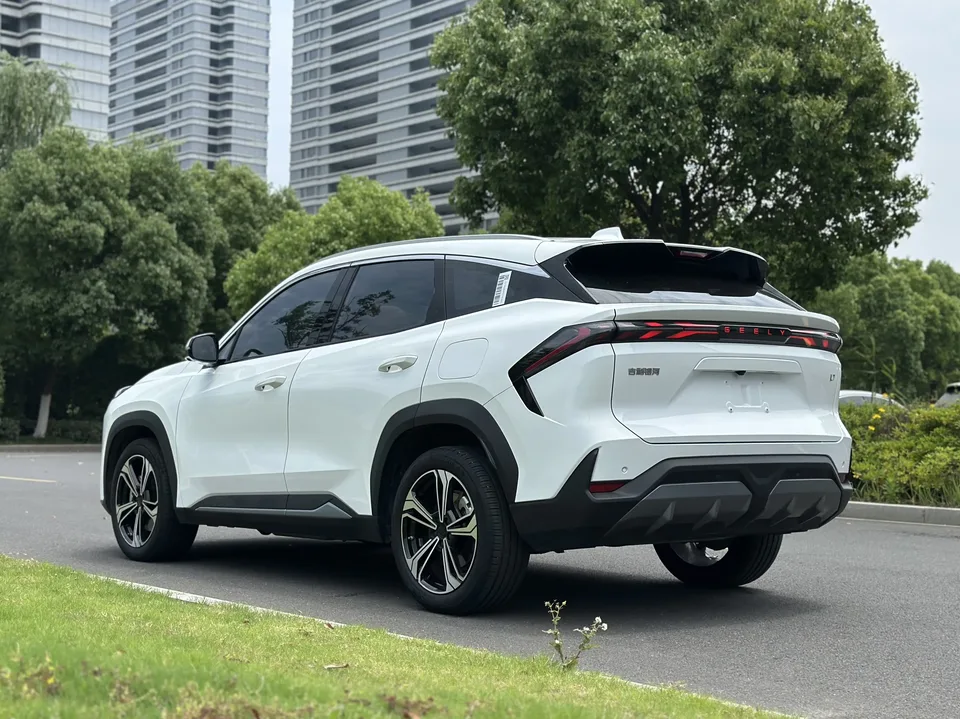 Geely Galaxy L7 1.5T DHT 115km MAX 2023 — миниатюра 4