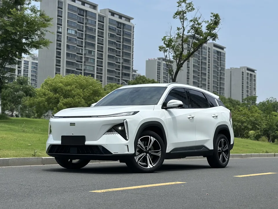 Geely Galaxy L7 2023