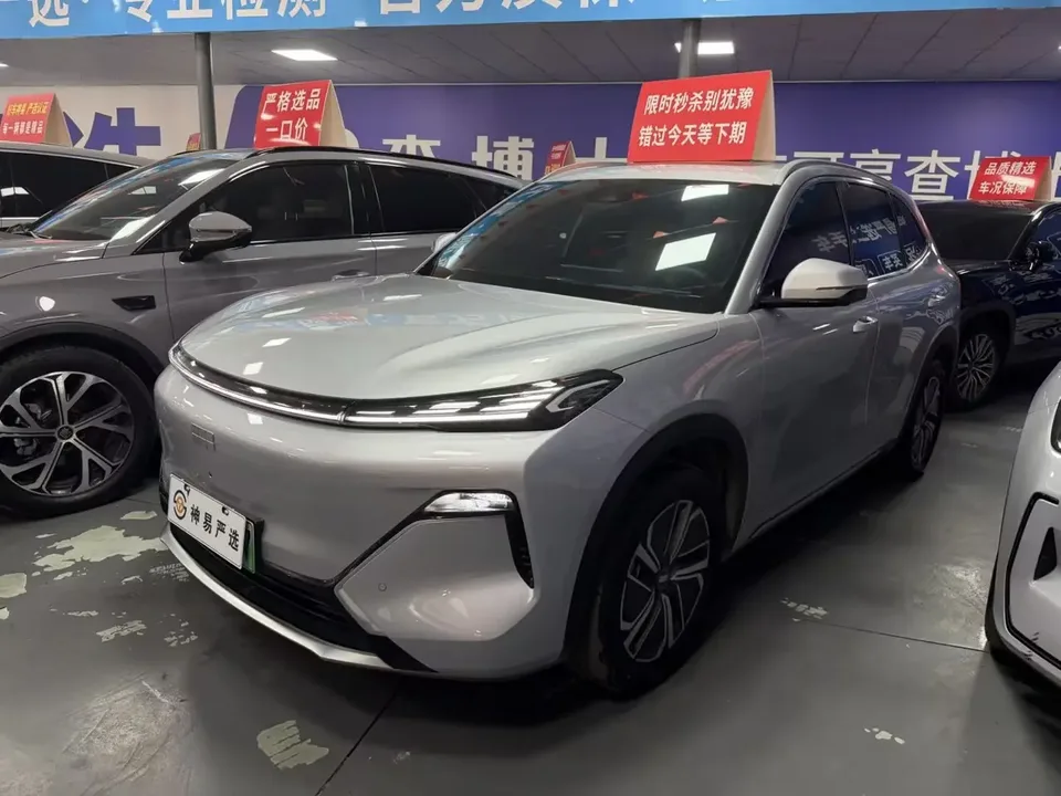 Geely Galaxy Starship 7 EM-i 2025