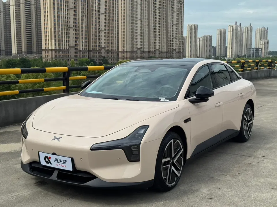 XPeng Xiaopeng MONA M03 2025
