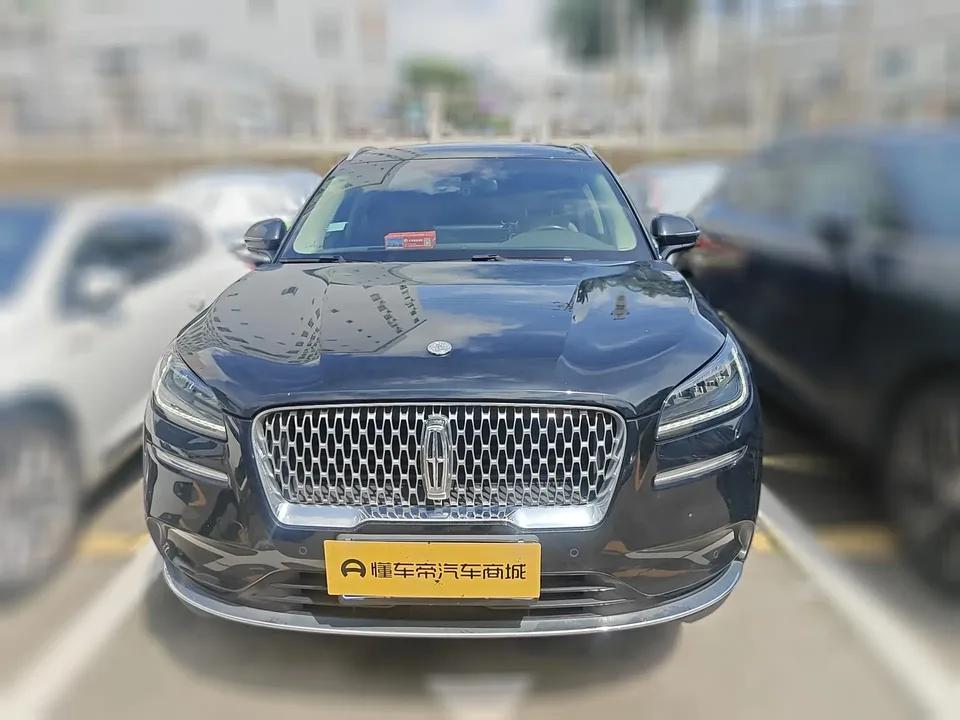 Lincoln Adventurer 2022
