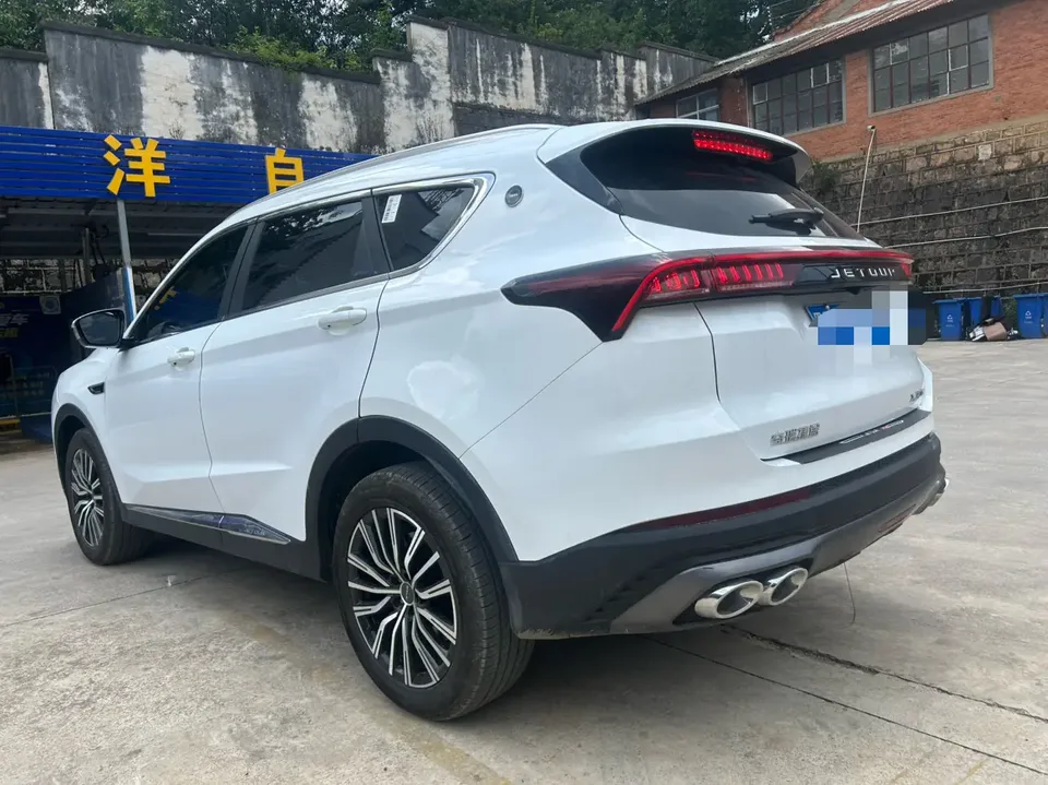 Jetour Jietu X70 PLUS Champion Edition 1.5T DCT Champion PRO 5 Seaters 2025 — миниатюра 4