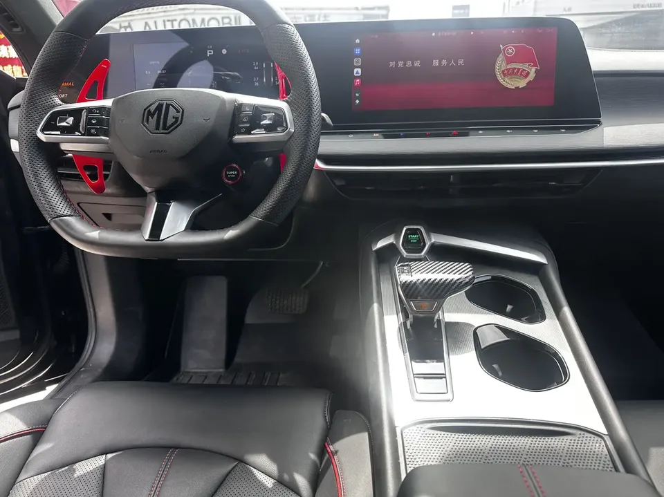 MG 7 MG7 2.0T Automatic Luxury Edition 2025 — thumbnail 3