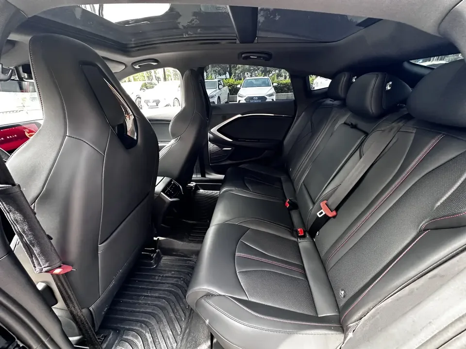 MG 7 MG7 2.0T Automatic Luxury Edition 2025 — thumbnail 5