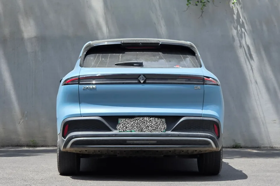 Baojun Yunhai EV 600km pure electric version 2025 — миниатюра 2