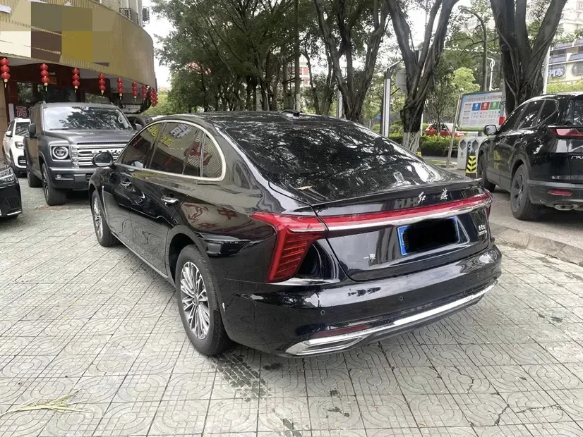 Hongqi H5 classic Hongqi H5 Classic 2022 1.5T DCT Flag Rhyme Edition 2023 — миниатюра 3