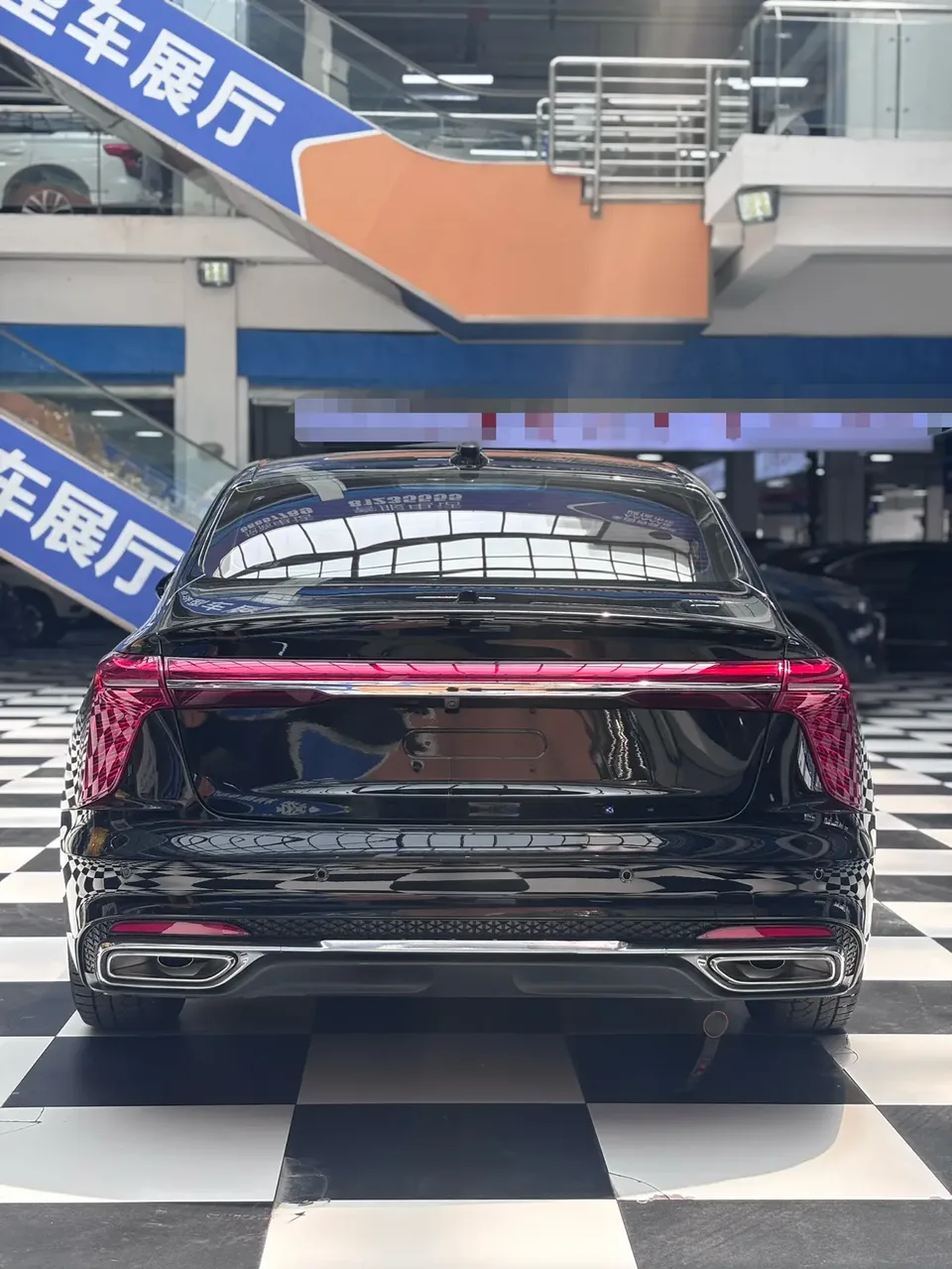 Hongqi H5 Hongqi H5 2023 1.5T DCT Zhilian Qiyue Edition 2023 — миниатюра 4