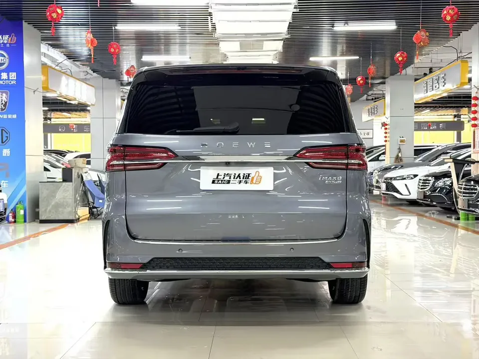 Roewe iMAX8 Roewe iMAX8 2022 400TGI Honor Edition 2022 — миниатюра 2