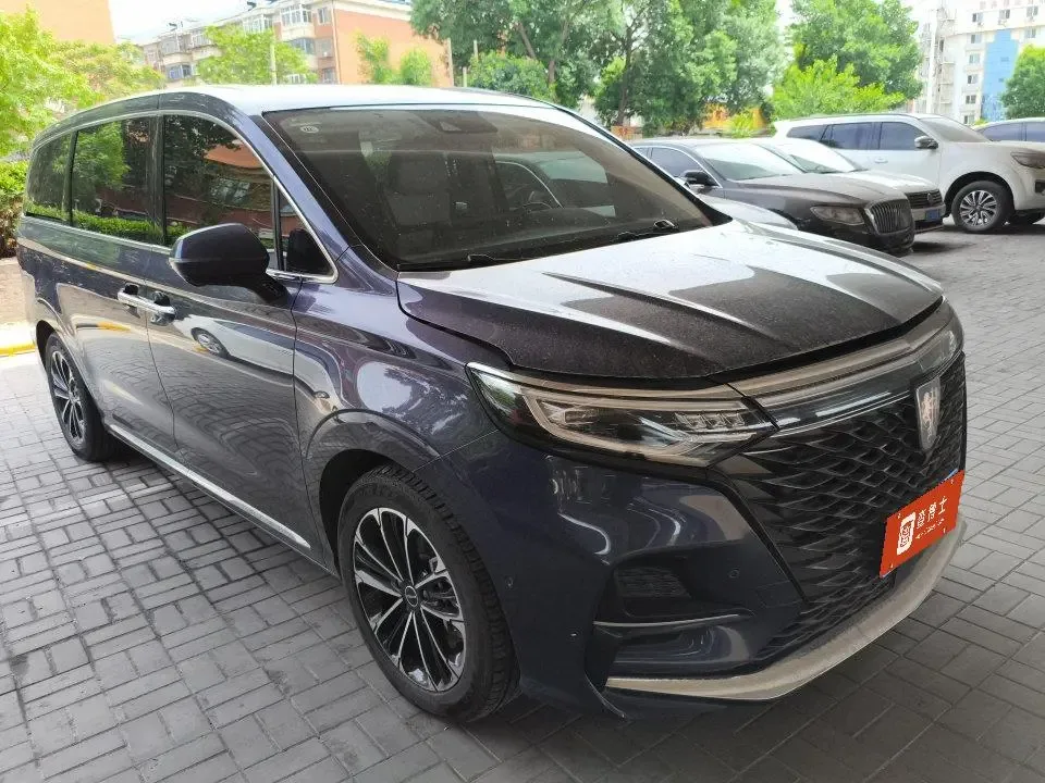 Roewe iMAX8 2022