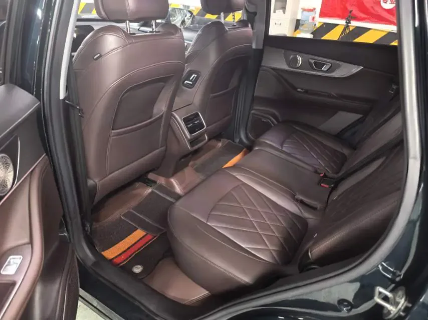 Chery Tiggo 8 Pro Tiggo 8 PRO 2024 Champion Edition 290T Two-wheel drive peak version 7 seats 2024 — миниатюра 5