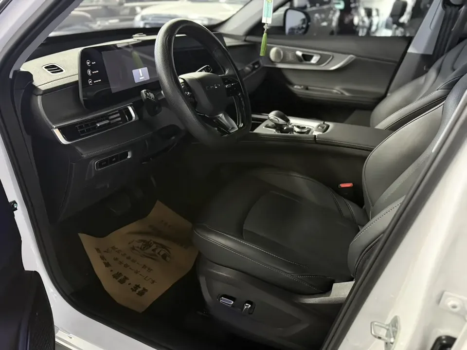 Chery Tiggo 8 Pro Tiggo 8 PRO 2025 290T 2WD Luxury Edition 2025 — миниатюра 3