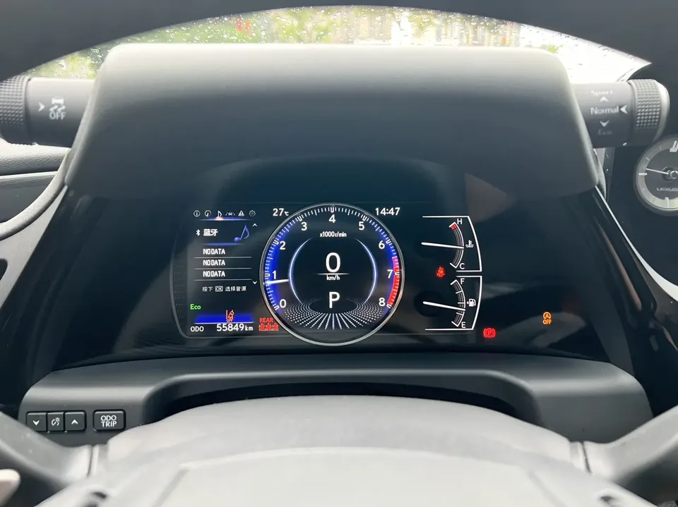 Lexus ES 200 Premium Edition 2024 — миниатюра 3