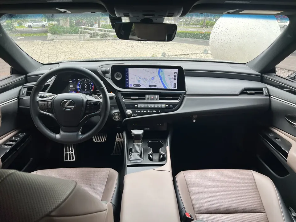 Lexus ES 200 Premium Edition 2024 — миниатюра 5