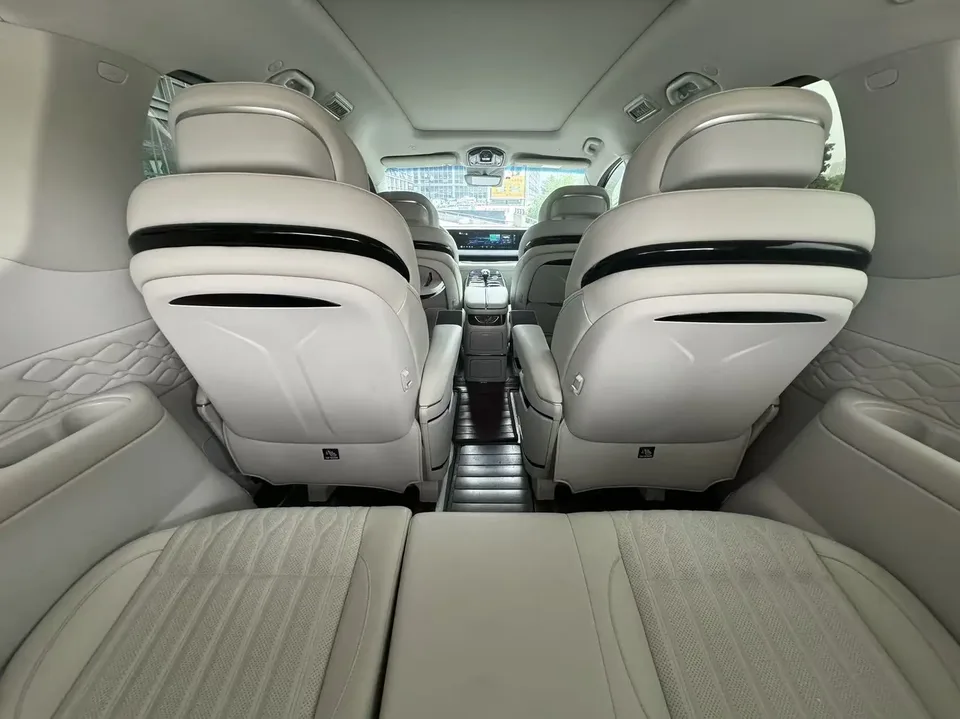 Forthing Xinghai V9 1.5TD 200km Qingyunti Series Premium 2024 — миниатюра 3