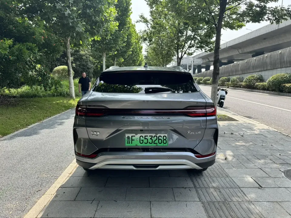BYD Song PLUS DM Song PLUS DM DM-i Champion Edition 110KM Flagship Model 2023 — thumbnail 2