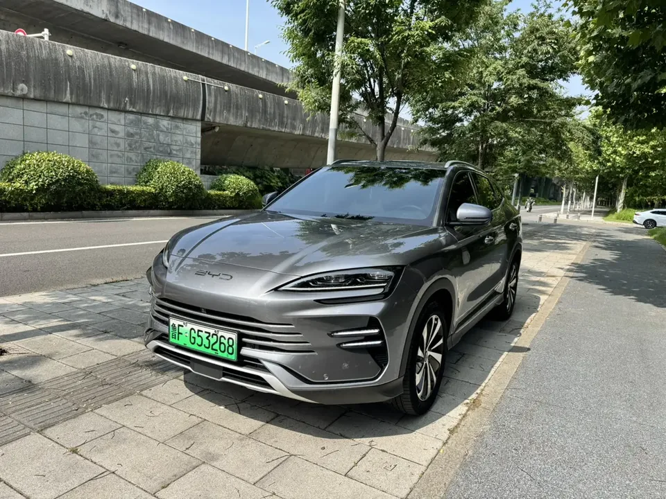 BYD Song PLUS DM Song PLUS DM DM-i Champion Edition 110KM Flagship Model 2023 — photo 1, buy with delivery to Moscow