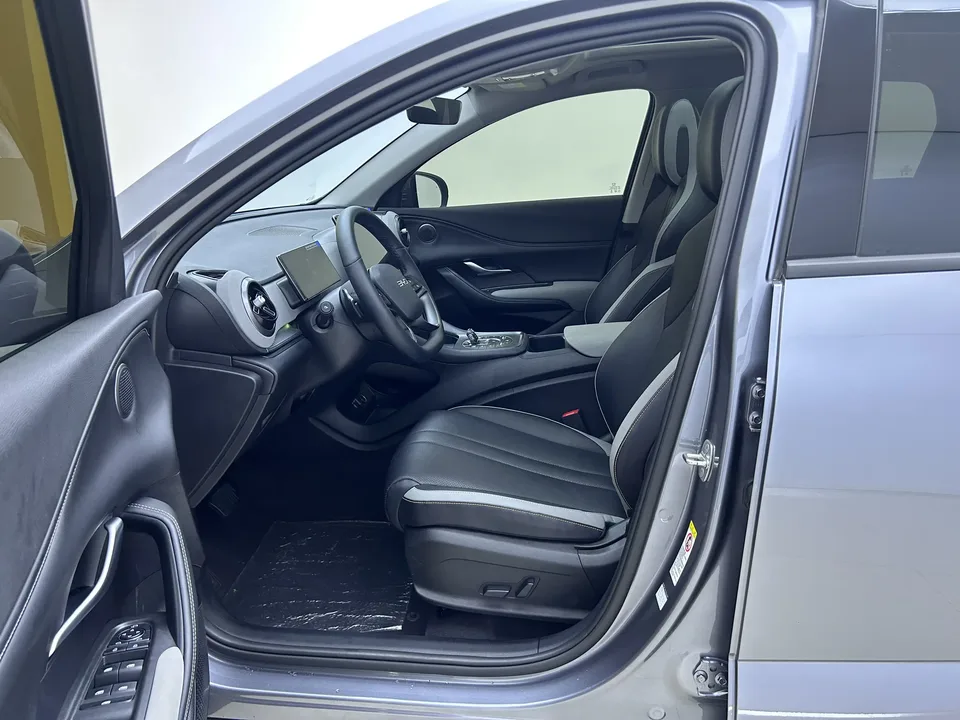 BYD Sea Lion 05DM Sea Lion 05DM DM-i 115KM Premium Edition 2025 — thumbnail 4