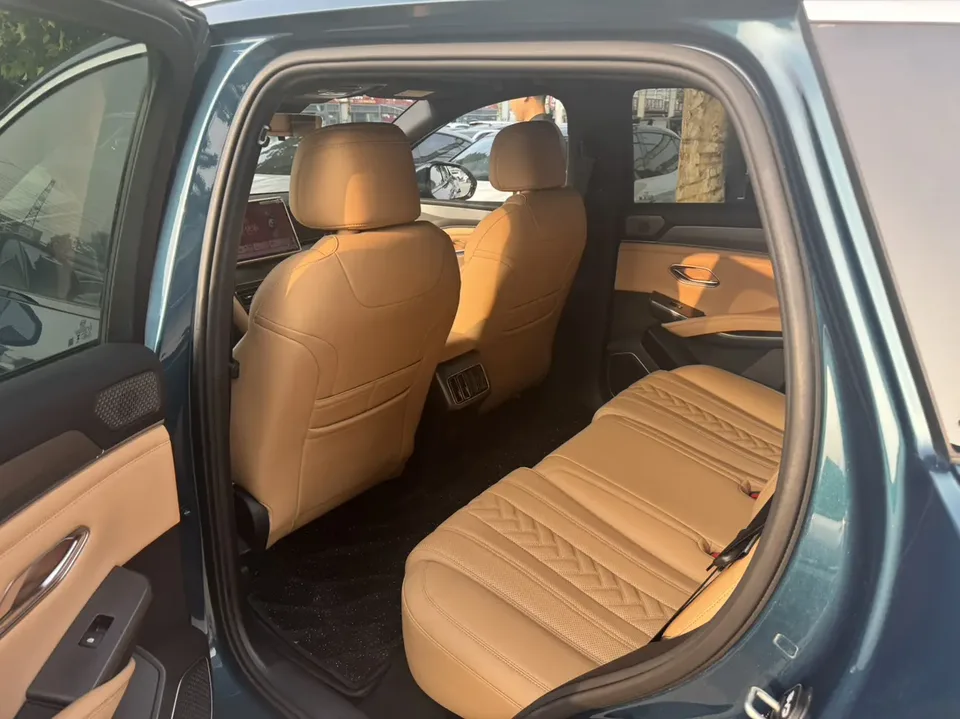 BYD Song L DM DM-i 112KM Leading Model 2025 — миниатюра 3
