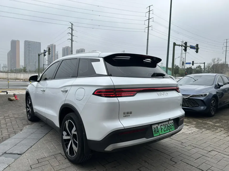 BYD Song Pro DM Song Pro DM 2025 Second Generation DM-i 115KM Excellence Edition 2025 — миниатюра 2