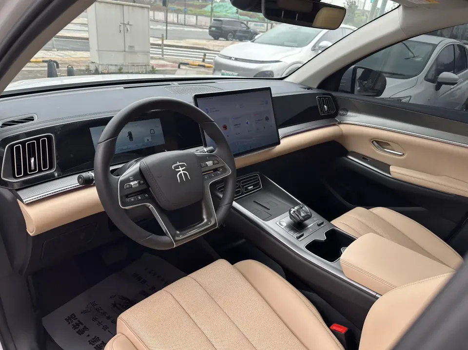 BYD Song Pro DM Song Pro DM 2025 Second Generation DM-i 115KM Excellence Edition 2025 — миниатюра 5