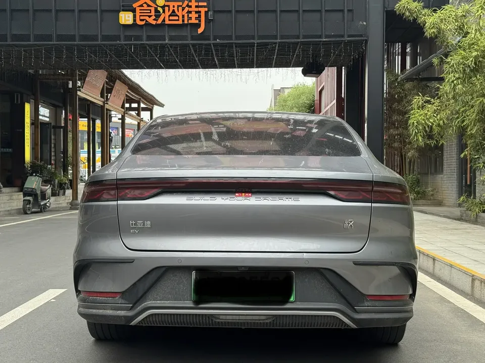 BYD Han EV Honor Edition 506KM Premium Model 2024 — миниатюра 2