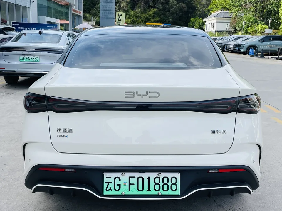 BYD Seal 06DM Seal 06DM DM-i 80KM Deluxe Smart Driving Edition 2025 — thumbnail 5