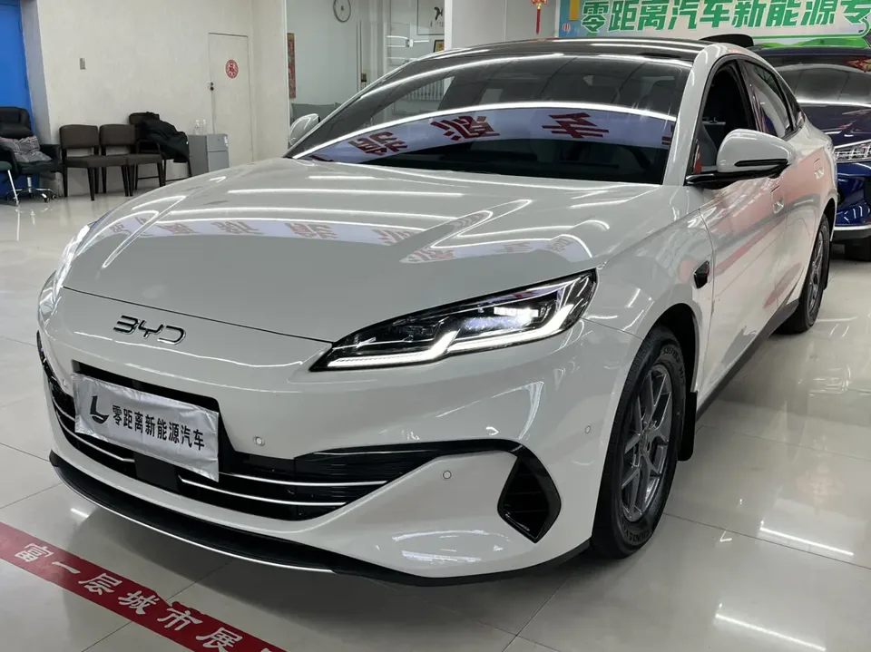 BYD Seal 06DM 2025