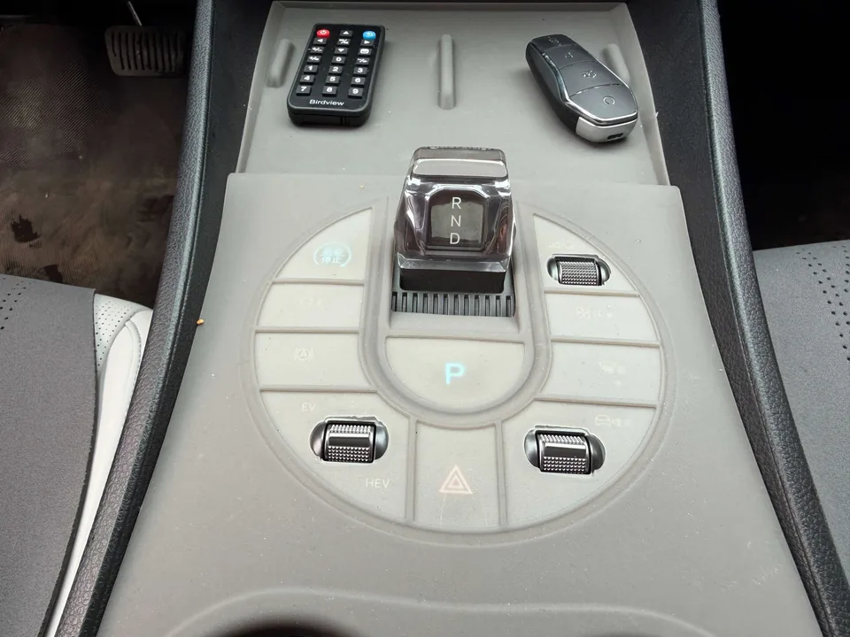BYD Seal 05DM Seal 05DM DM-i 55KM Deluxe Smart Driving Edition 2025 — thumbnail 3