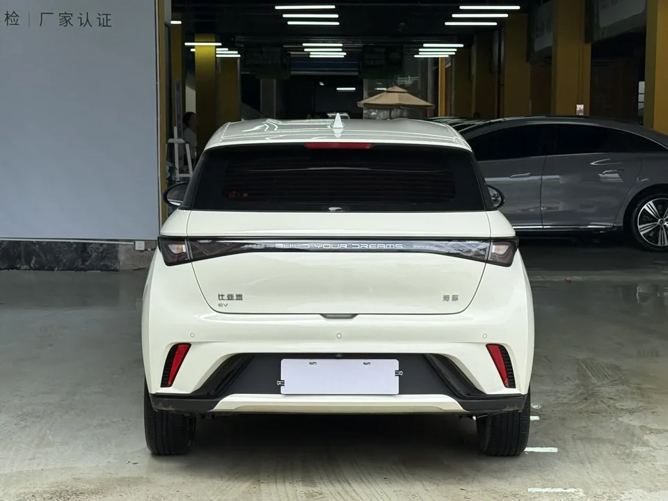 BYD Dolphin Dolphin 2025 420KM Vitality Edition 2025 — миниатюра 2