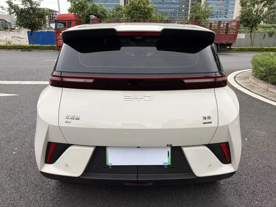 BYD Seagull Intelligent Driving Edition 305KM Free Edition 2026 — миниатюра 2