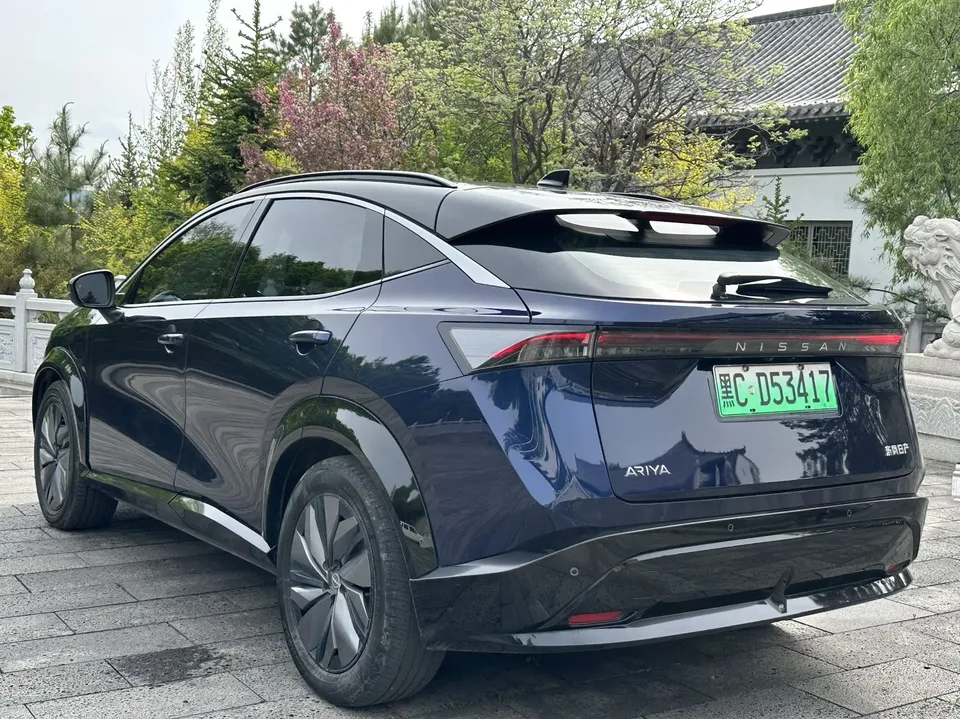 Nissan Ariya ARIYA ARIYA Two-wheel drive long-range top version 2022 — thumbnail 2