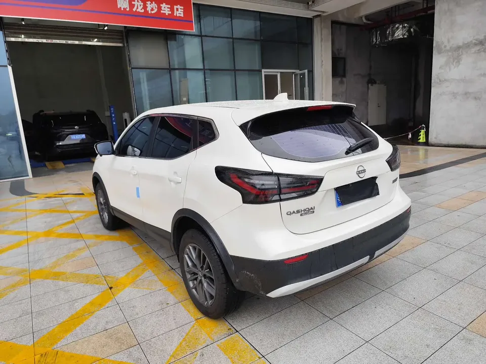 Nissan Qashqai Qashqai facelift Honor 2.0L CVT XV True Heart Edition 2025 — миниатюра 4