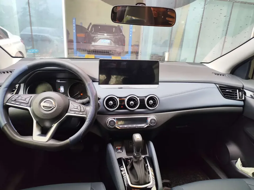 Nissan Qashqai Qashqai facelift Honor 2.0L CVT XV True Heart Edition 2025 — миниатюра 5