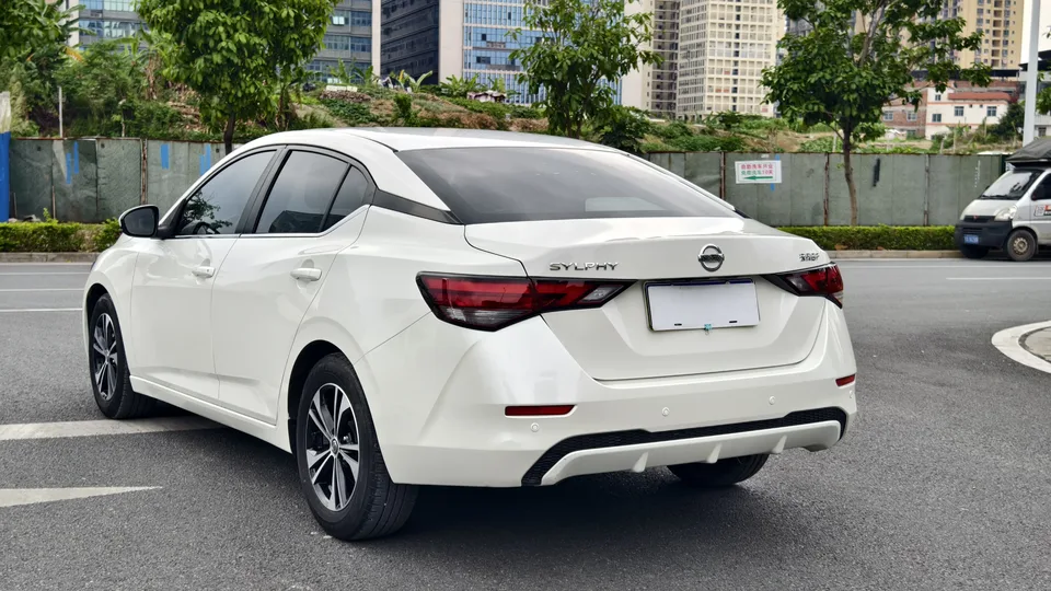 Nissan Sylphy Sylphy 2022 1.6L XL CVT Enjoy Edition 2022 — миниатюра 4
