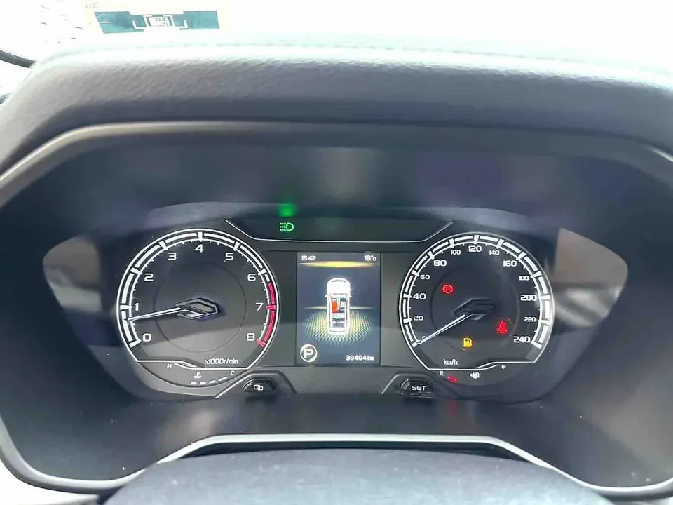 Geely Vision X6 PRO 1.4T Automatic Premium Edition 2022 — миниатюра 3