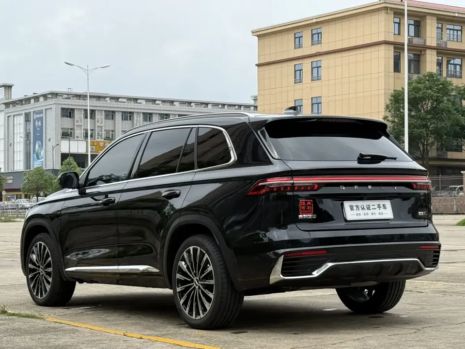 Geely Monjaro Xingyue L Xingyue L 2025 2.0TD High Power Automatic 2WD Dongfang Yao Lanxing Edition 2025 — thumbnail 2