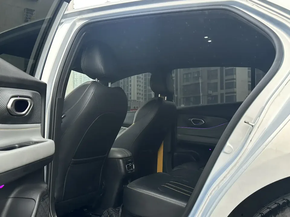 GAC Trumpchi Empow Shadow Leopard Shadow Leopard 2023 2.0L DHT High Energy Hybrid Edition 2023 — thumbnail 4