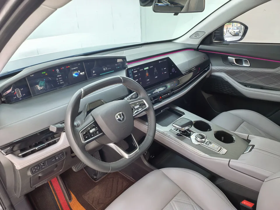 Changan UNI-K Changan UNI-K 2.0T Yueling 2023 — thumbnail 5